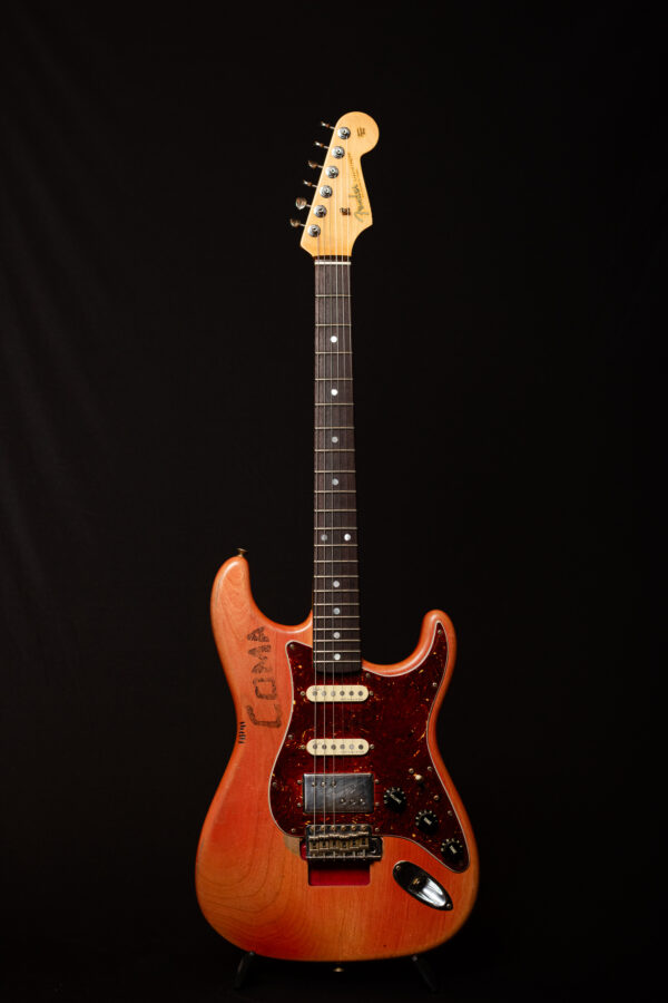 Guitarra Fender Masterbuilt Michael Landau "Coma" R139230