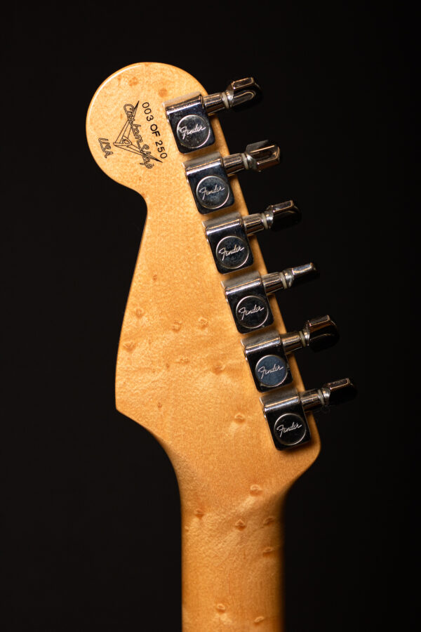 Guitarra Fender Custom Shop Moto Stratocaster 003\250 - Image 12